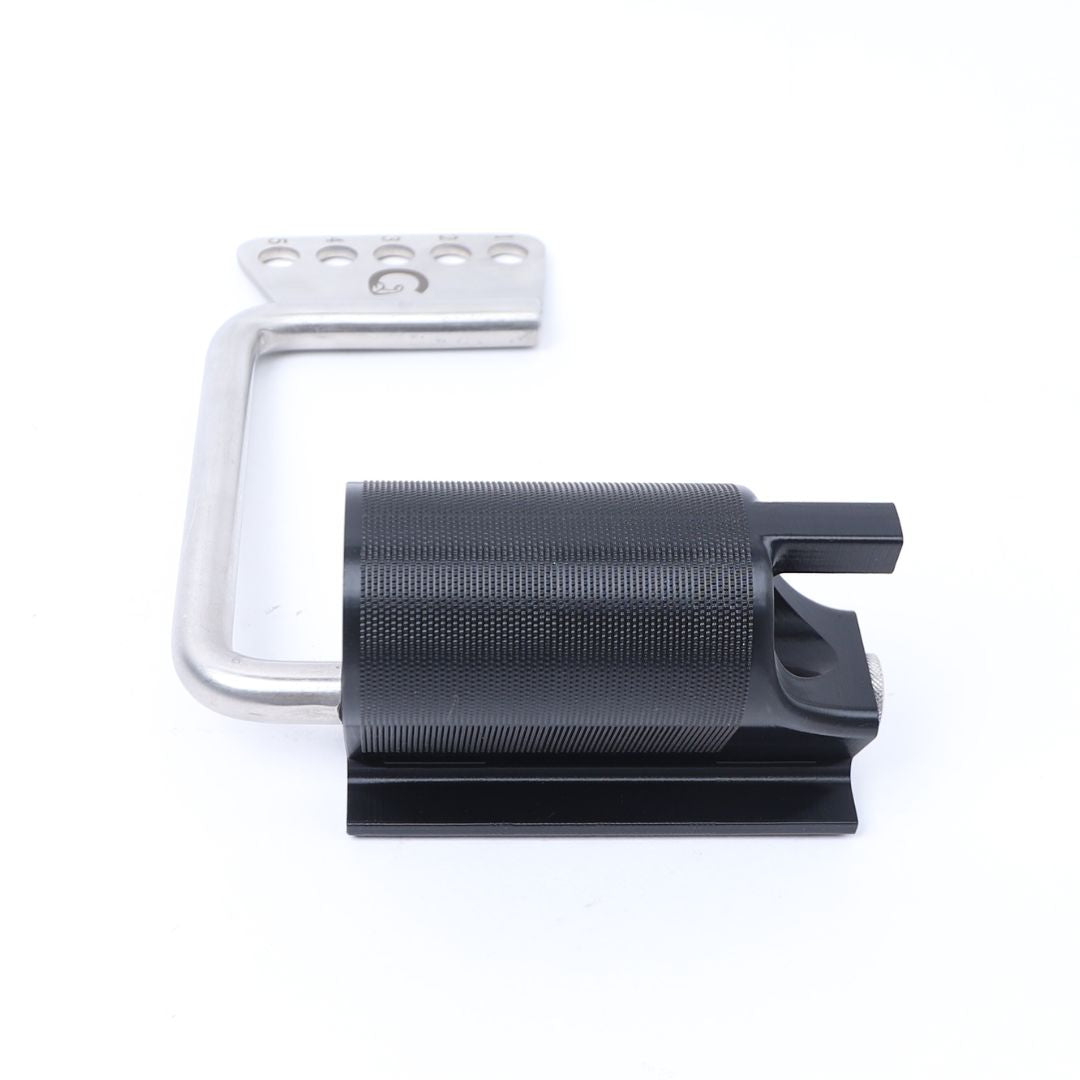 Eccentric Grip Handle